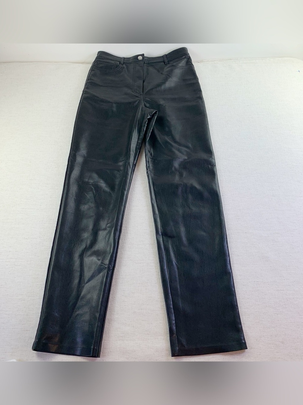 Wilfred women's high waisted straight leg Faux Leather Pants in black size 6